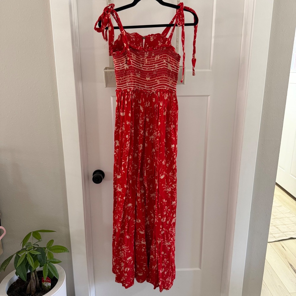Free People Color My World Jumpsuit Red Ditsy Floral Smocked Wide Leg Boho XS - Picture 2 of 7